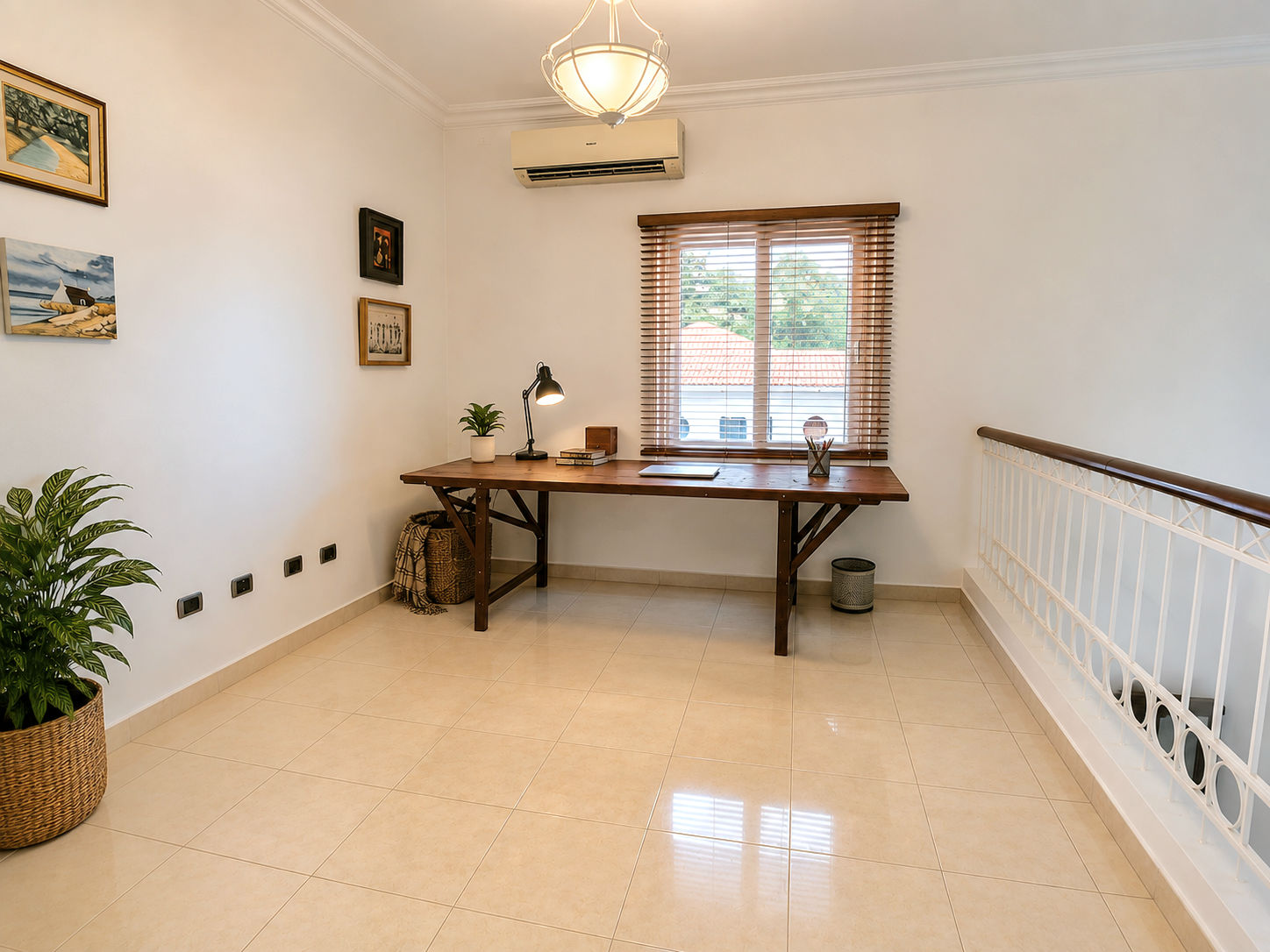 Upper level workspace